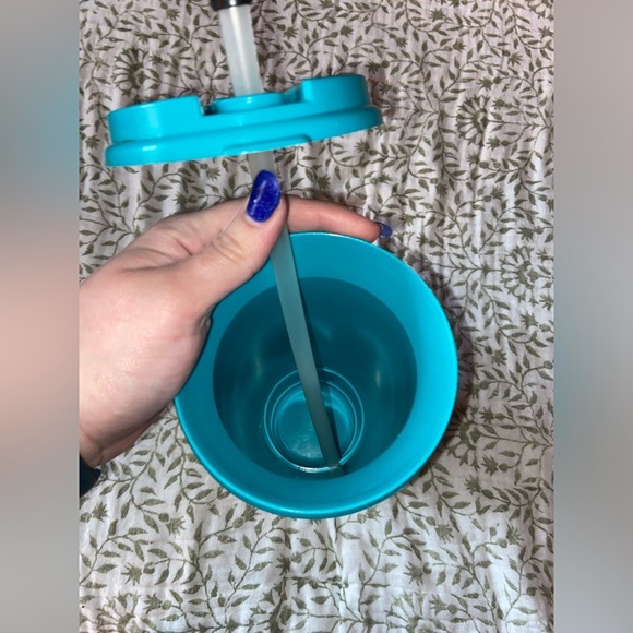 Vintage Dunkin Donuts 36oz Travel Mug - Picture 4 of 5